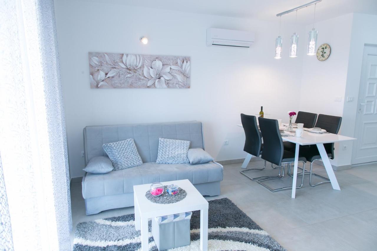 Navi Daire Kastela Dış mekan fotoğraf